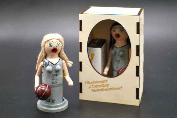 Miniräucherfrau „Chemnitzer Basketballerin“